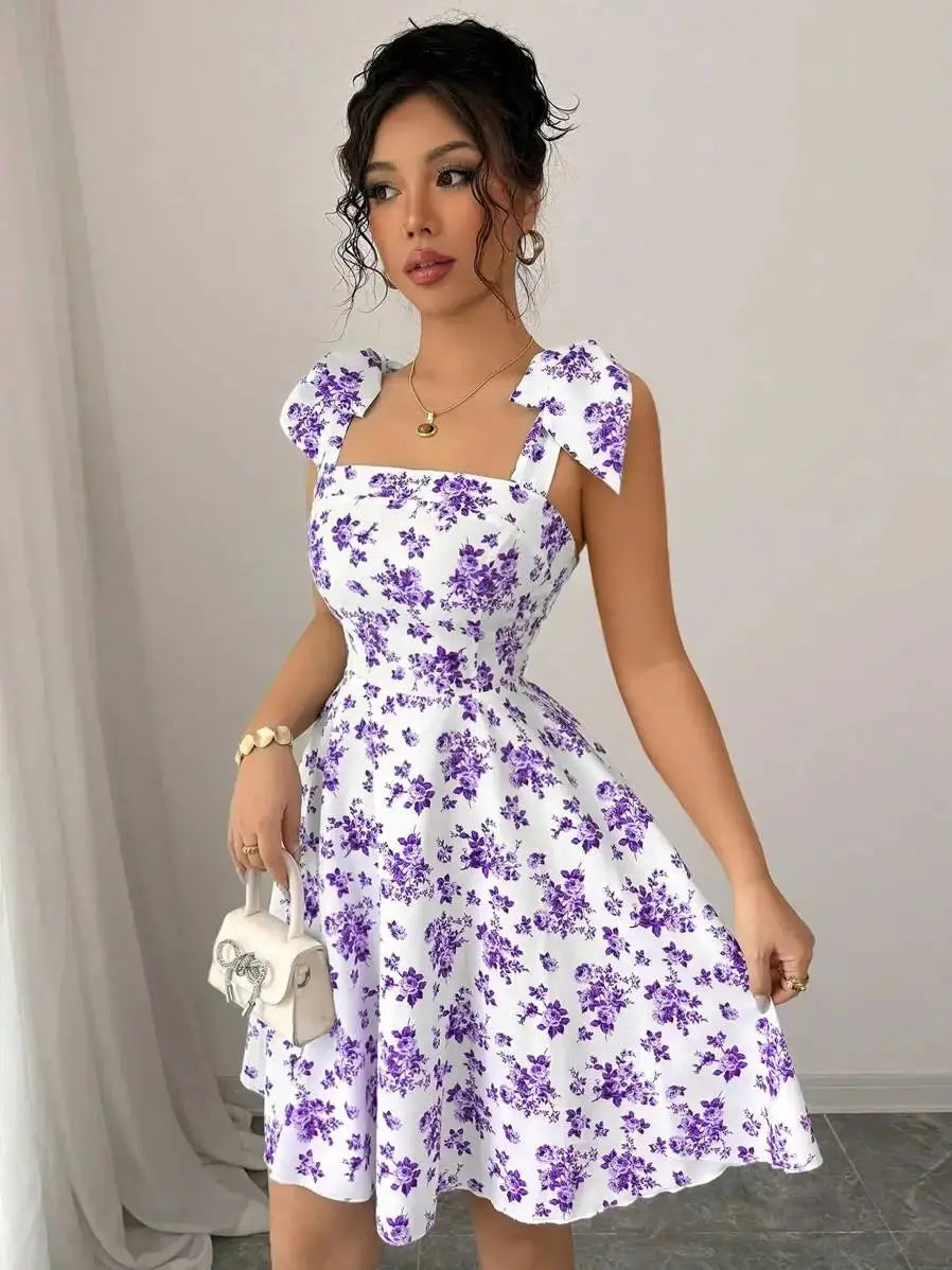 Vestido Línea A Moño Floral