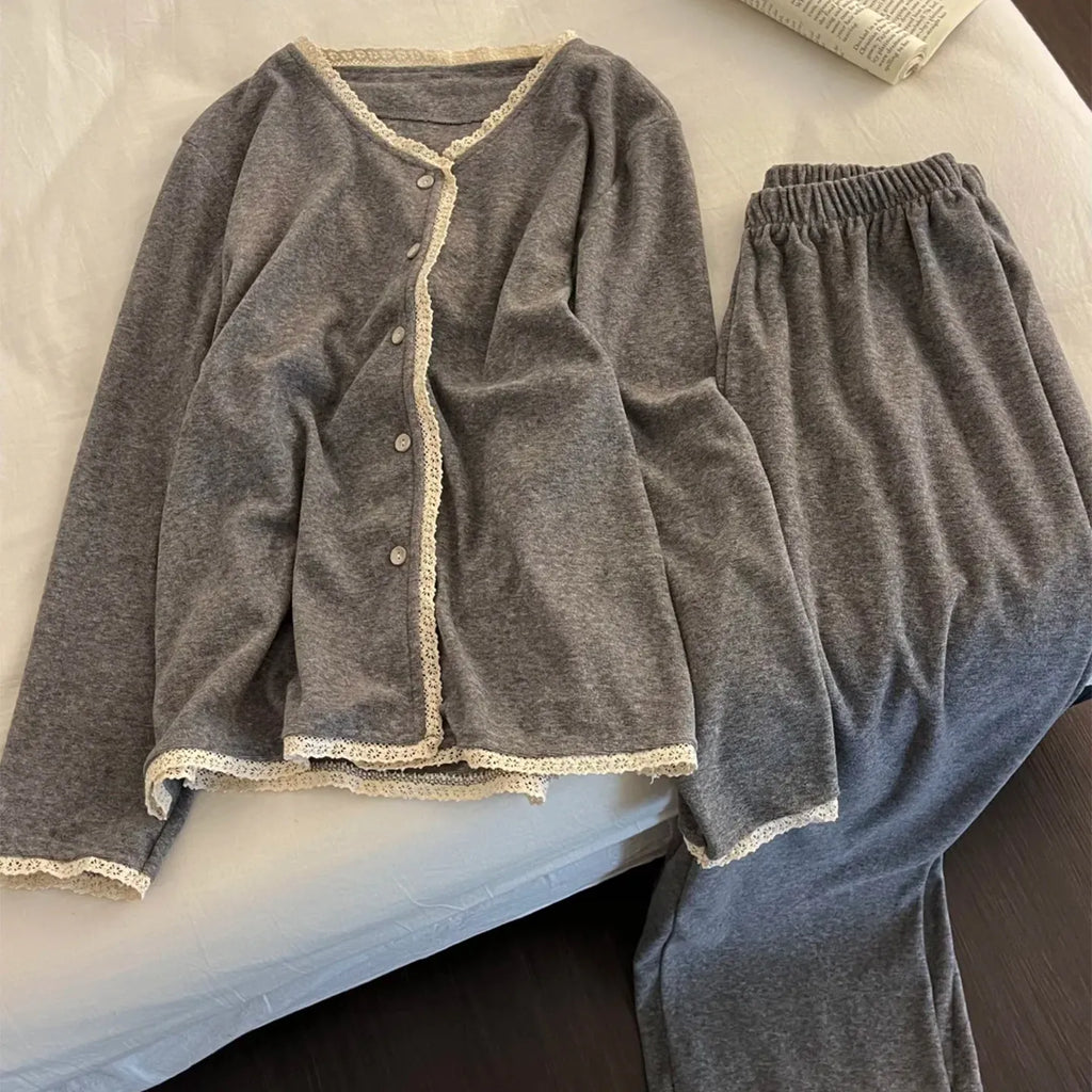 Conjunto Terciopelo Encaje Manga Larga